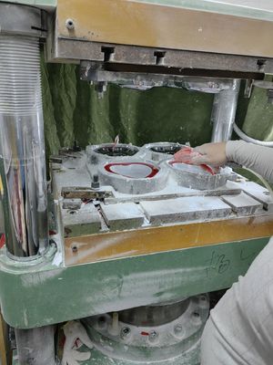 Proszek do formowania mocznika spożywczego C3H6N6 do zastawy stołowej