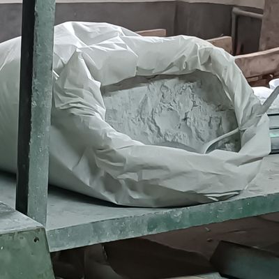 Biały proszek żywicy melaminowo-mocznikowo-formaldehydowej Surowiec Klasa chemiczna