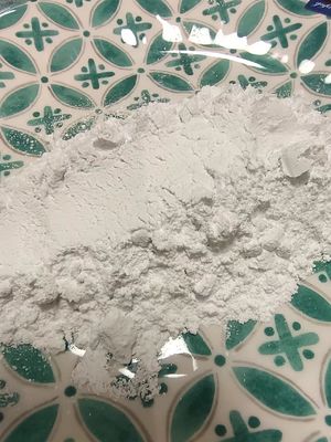 Odporny na krople surowiec melaminowy Biały proszek Bezwonny certyfikat ISO