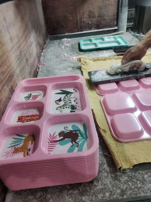 Nietoksyczny proszek surowca melaminy 99,8% związek do formowania mocznika