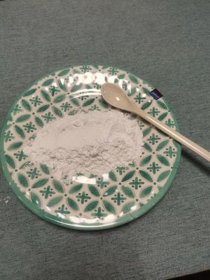 Własna marka granulatów melaminy A5 UC1P Melamina do formowania