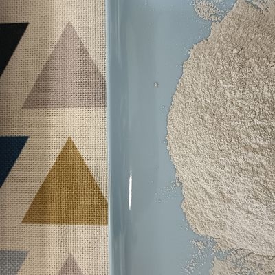 Pośredni proszek do połysku melaminy MDF 99,85% Czystość 700-900 kg / M3