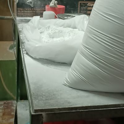 Fabryczny proszek do formowania melaminy Surowiec MF 98,6% Min dla przemysłu