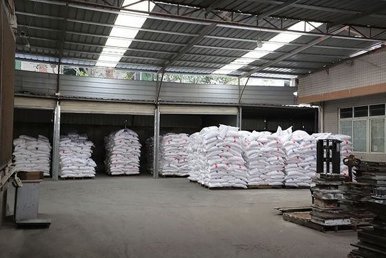 C3H6N6 Czysta melamina w proszku do produkcji naczyń melaminowych