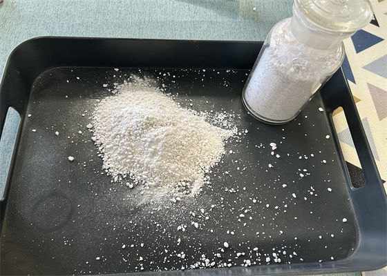 990,9% czystość Melamina surowiec proszek szklany nie toksyczny 25 kg / worek Cyjanuramid