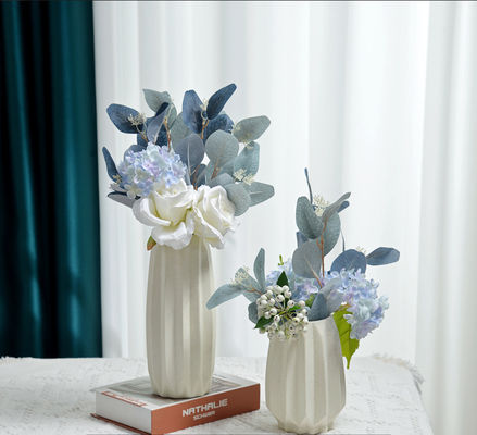 Gładkie małe wazony ceramiczne do nowoczesnych stolików stolików salonowych łazienki