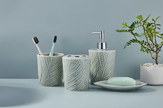 Wytrzymały zestaw biurowy do łazienki 4 sztuk