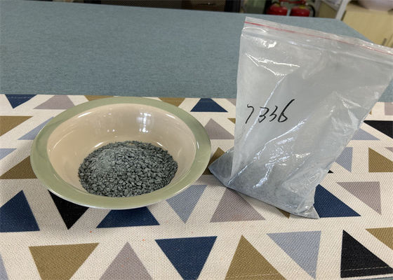 Wykonywanie paneli dekoracyjnych Granulki melaminy o gęstości 1,47 g / cm3