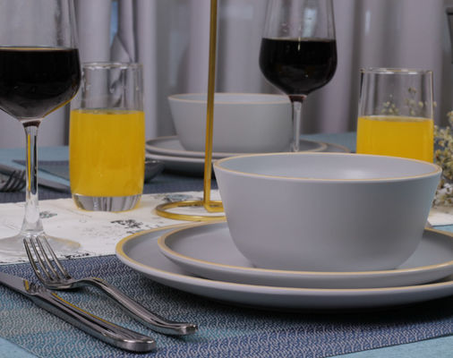 Melaminowe talerze i miski 12 sztuk