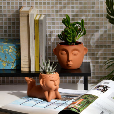 CR Dekoracyjne wazony ceramiczne na Boże Narodzenie