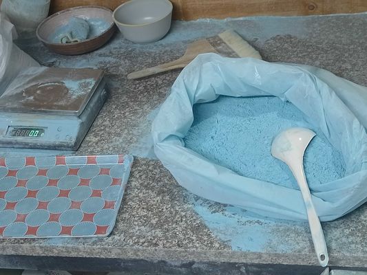 990,8% Błękitny proszek do formowania melaminy do naczyń stołowych z melaminy