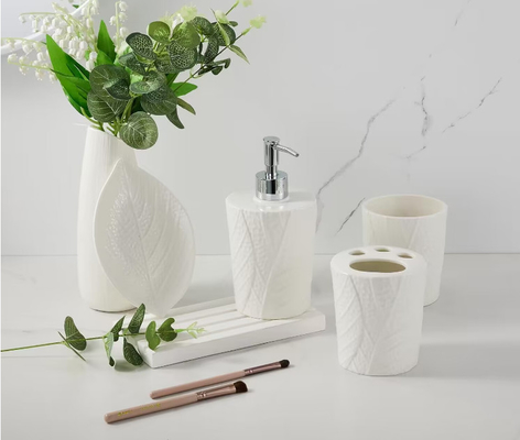 Bez ołowiu, ceramiczne zębówki, akcesoria do łazienki, zestaw 4 sztuk.